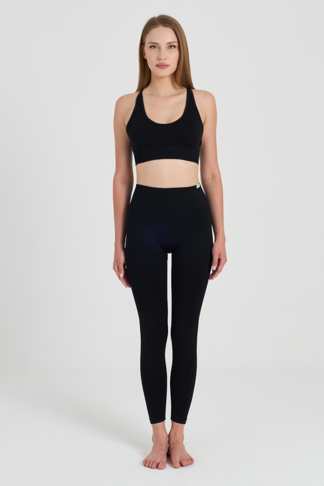 Ayar Askılı Sırt Detaylı Destekli Dikişsiz Seamless Spor Büstiyer M/L - Siyah